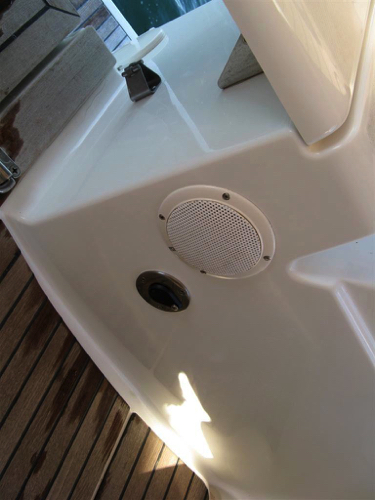 2 cabin fresh water washdown pump.jpg